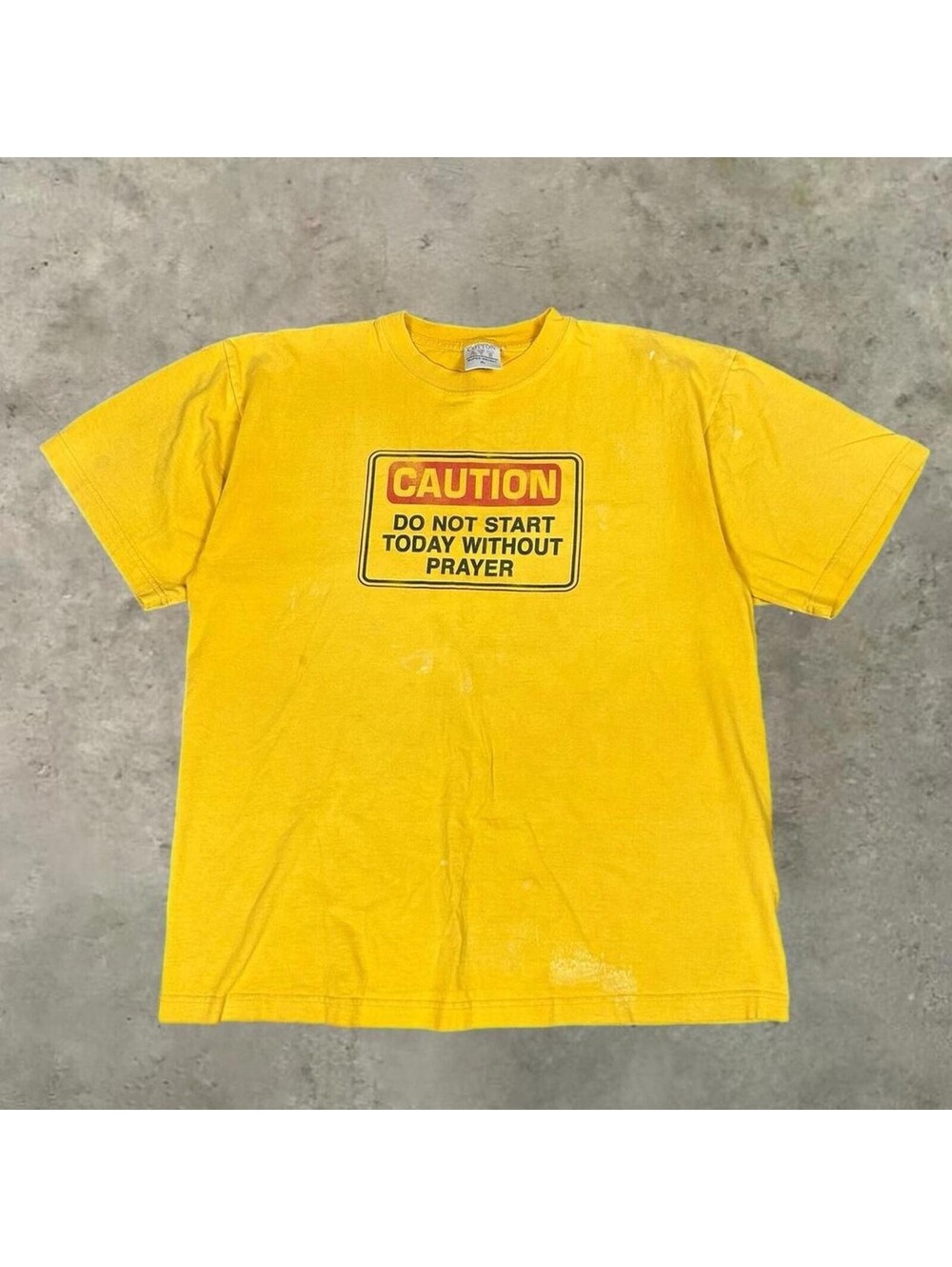 Vintage yellow 90s Jesus graphic t shirt caution prayer today men XL